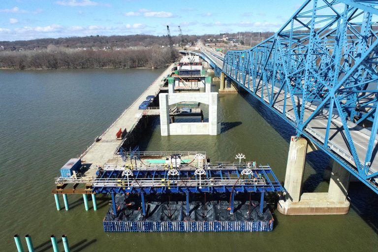 Innovative technologies shown in large scale bridge project.