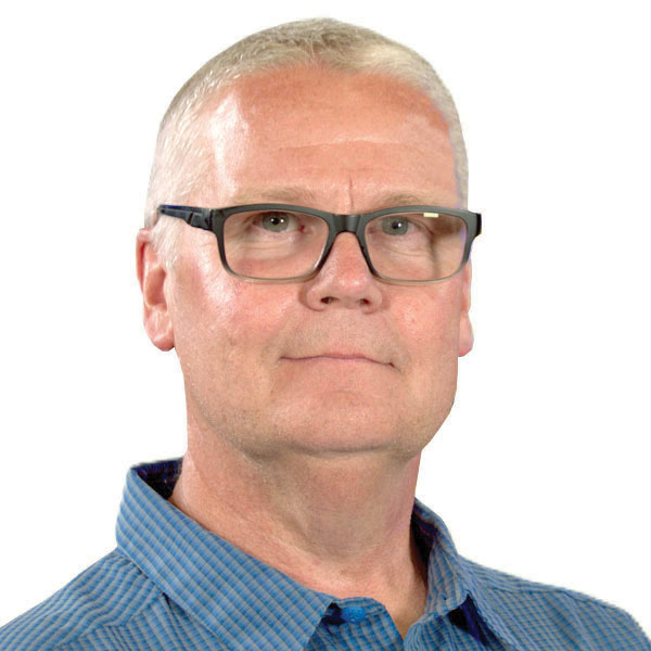 Brad Jones head shot.